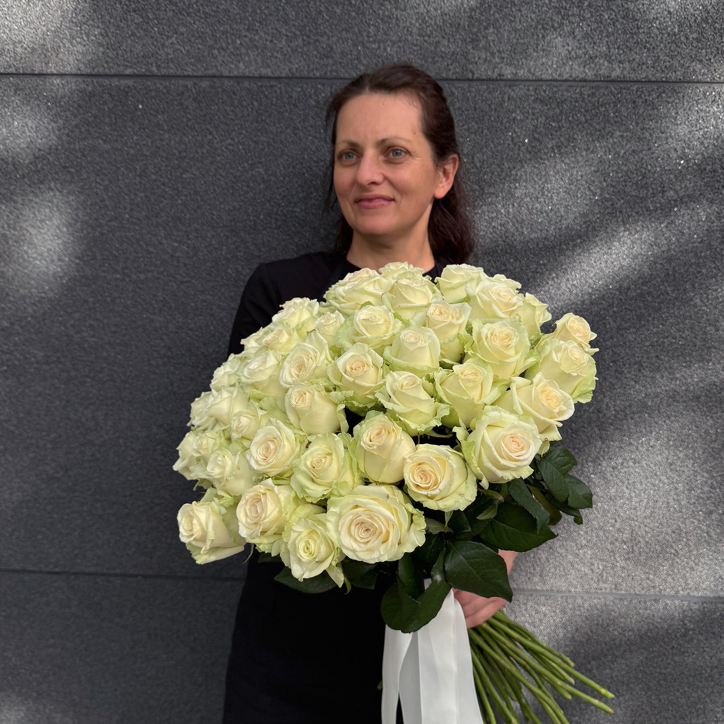 Bukiet białych róż