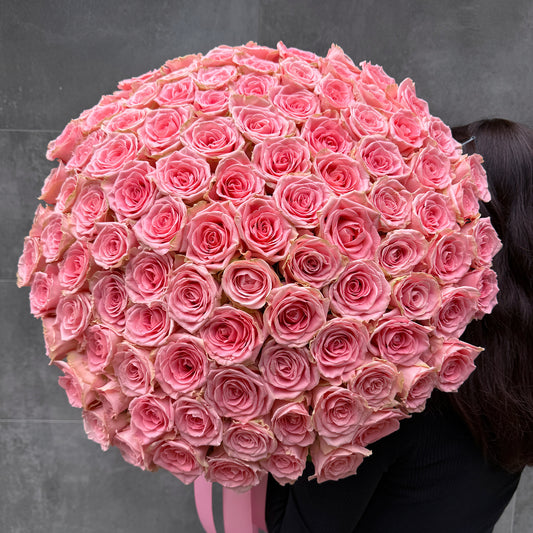 Bukiet różowych róż