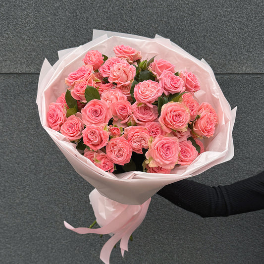 Bukiet różowej róży gałązkowej – elegancki różowy bukiet