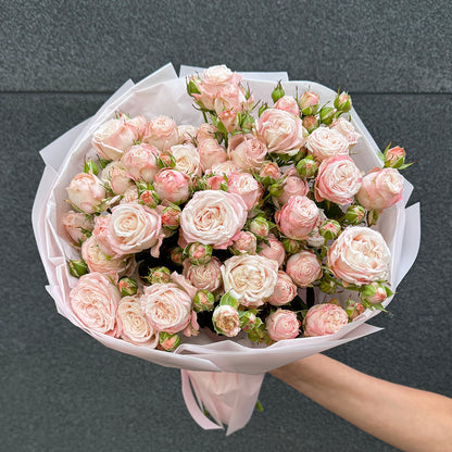 Bukiet gałązkowych róż Bombastic