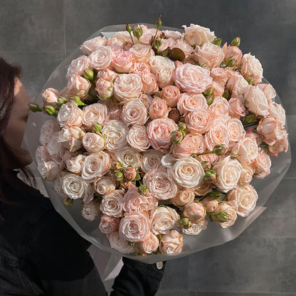 Bukiet gałązkowych róż Bombastic