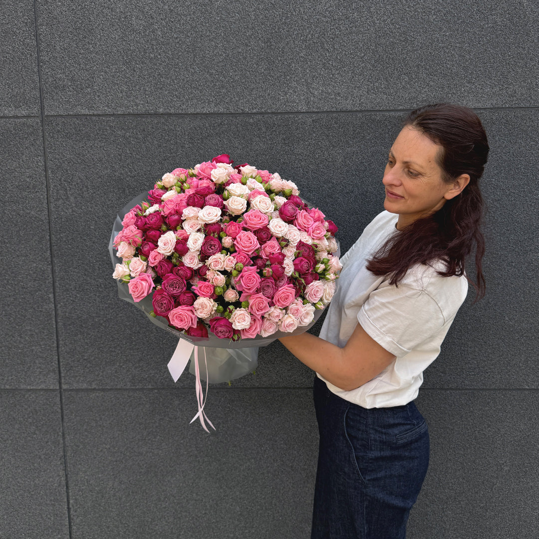 Bukiet mix róż gałązkowych